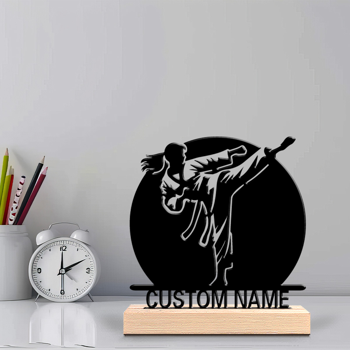 Art Craft Letter A - تمثال معدني تجريدي لشخصية كاراتيه مع